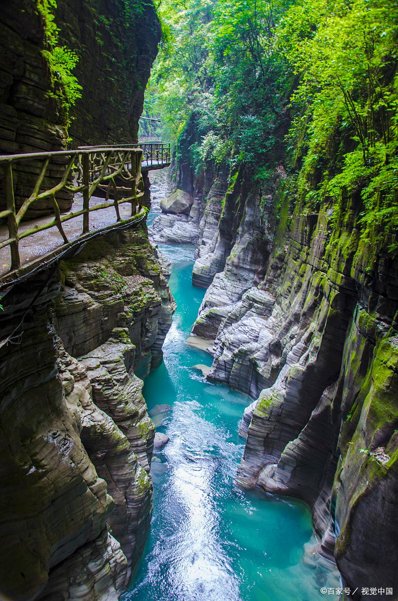 尼珠河大峡谷景区：探秘自然秘境的冬日之旅 | 游曲靖